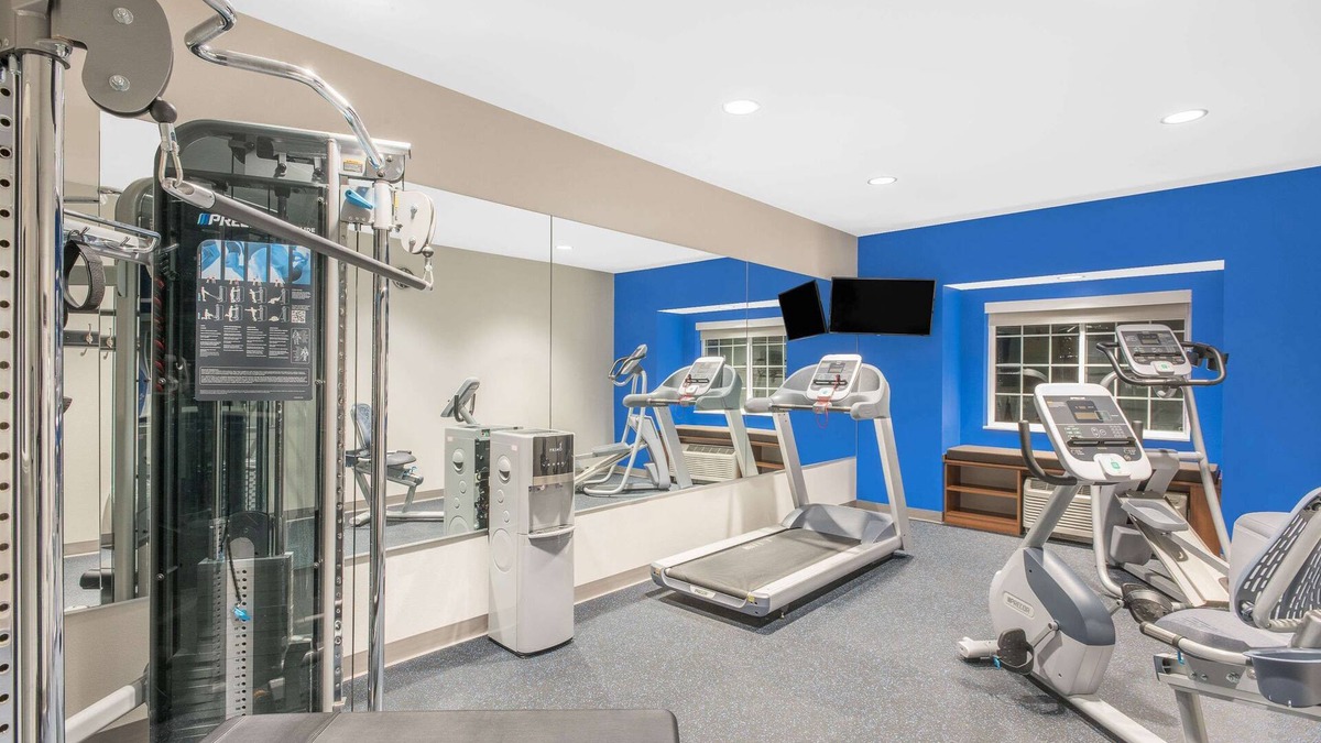 Binghamton Hotel | Microtel Inn & Suites By Wyndham Binghamton