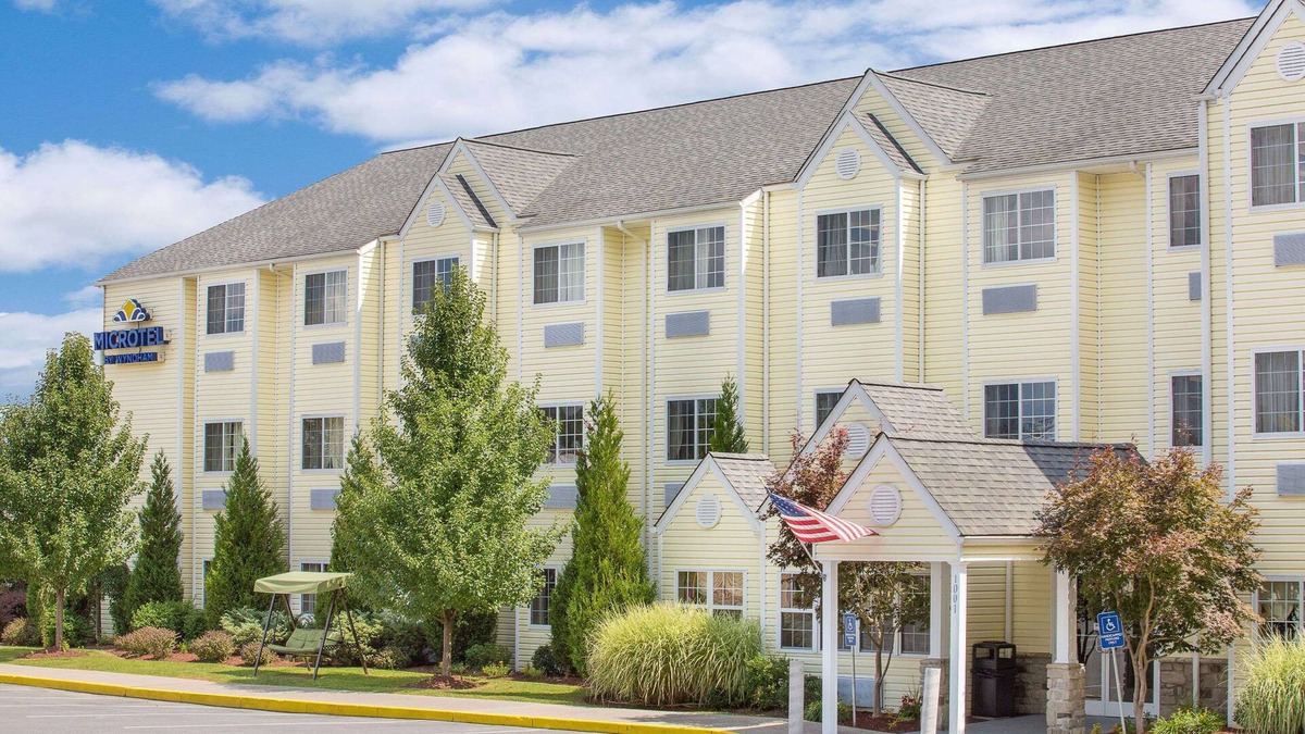 Beckley Hotel | Microtel Inn & Suites by Wyndham Beckley East