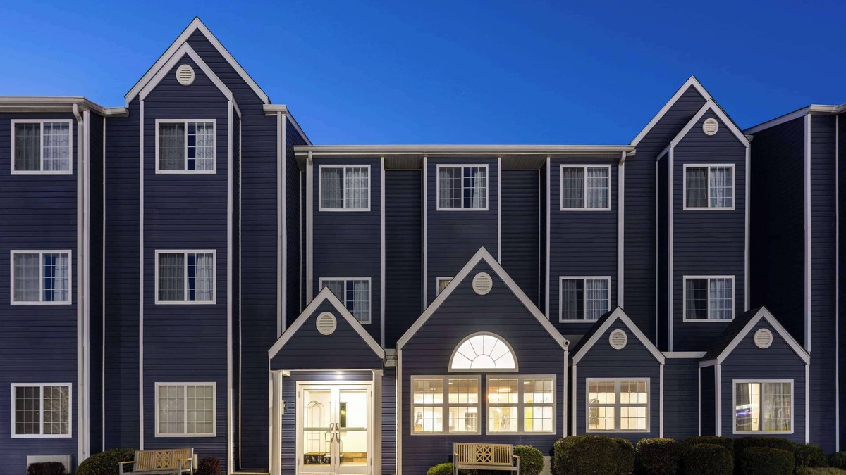 Dover Hotel | Microtel Inn & Suites by Wyndham Dover