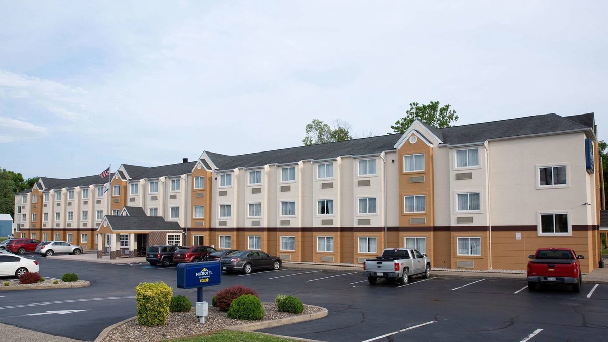 South Charleston Hotel | Microtel Inn & Suites by Wyndham Charleston WV