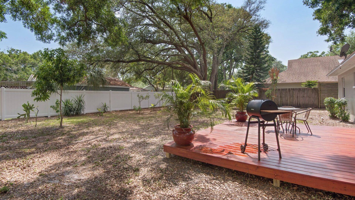 South Seminole Heights House | Mid Century 2 Bed, 1 bath Home located in Seminole Heights near Rivercrest Park