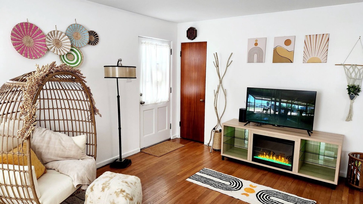 Godfrey House | Mid century + boho getaway on a quiet road in Godfrey. 2BR, 1 BA. WiFi included.
