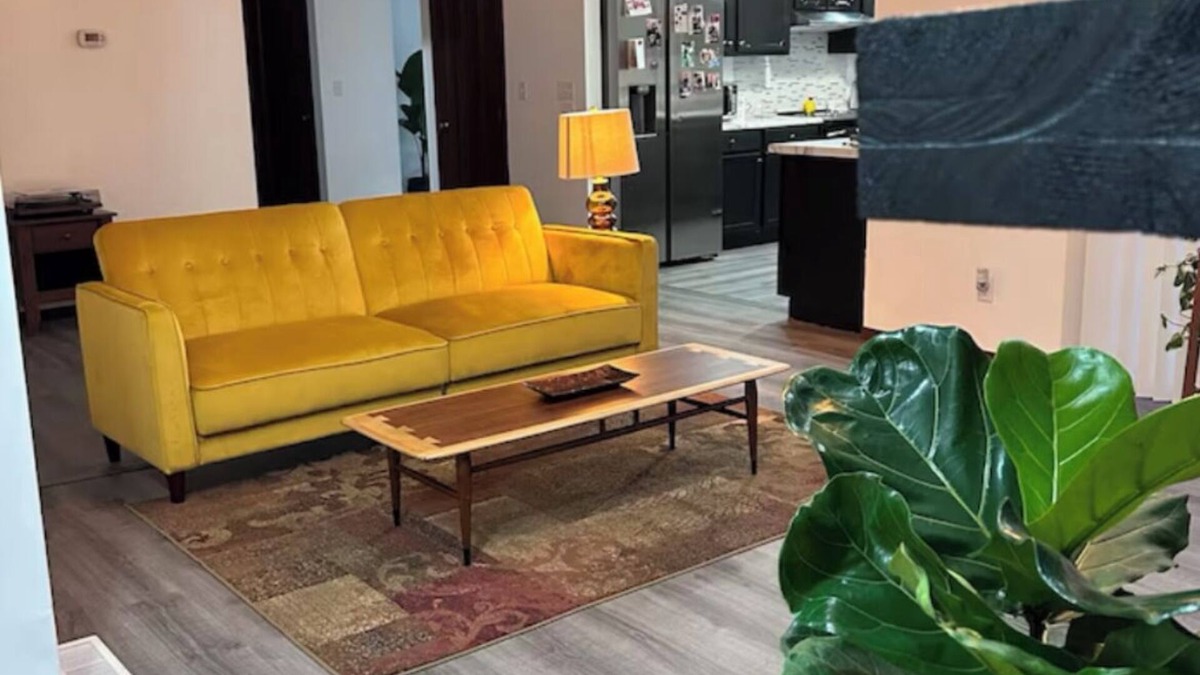Muncie House | Mid-Century Modern charming 3-bedroom house in private, peaceful neighborhood.