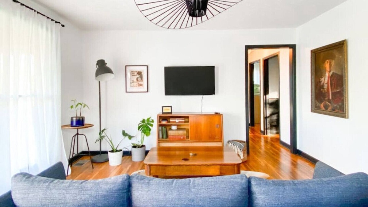 North Nashville House | Mid-Century Modern Home Near Downtown with Free Parking