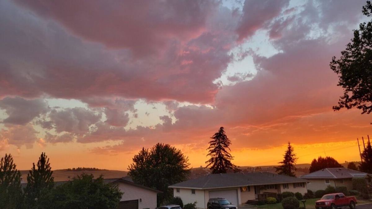 Colfax House | Mid-century Modern Home on the Hill - Stunning Sunsets