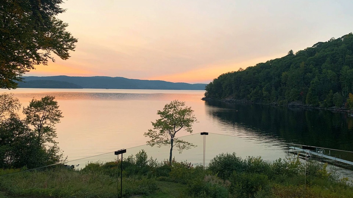 Cheneville Cottage | Mid Century Modern Lakefront Retreat w/Guest House and Hot Tub