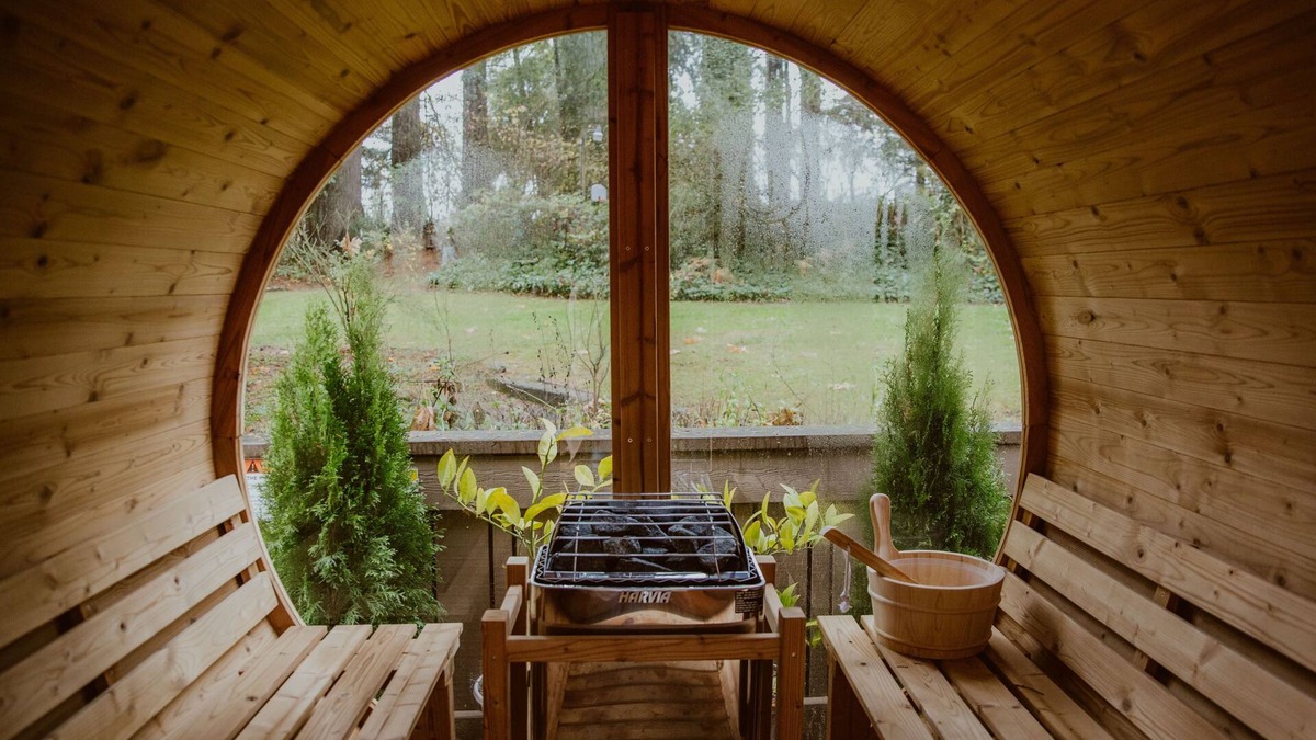 Kelso House | Mid Century Retreat With Barrel Sauna!