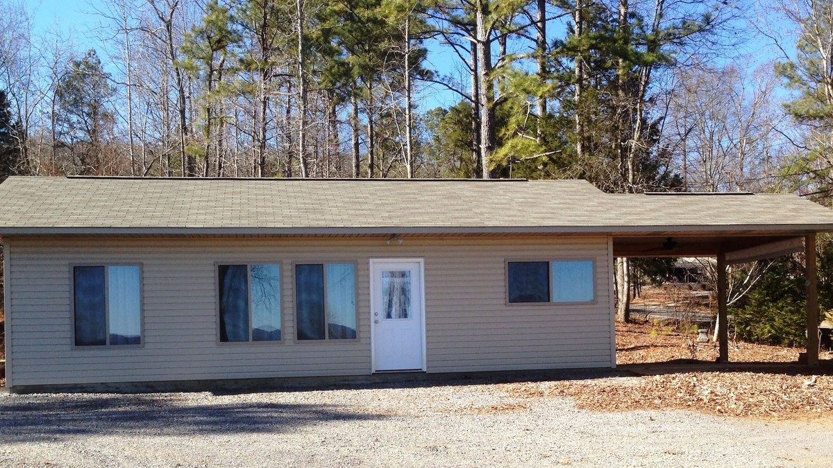 Groveoak Cabin | Mid-Lake Cozy Cottage w/lake and mountain views! Covered Boat Port w/Power.