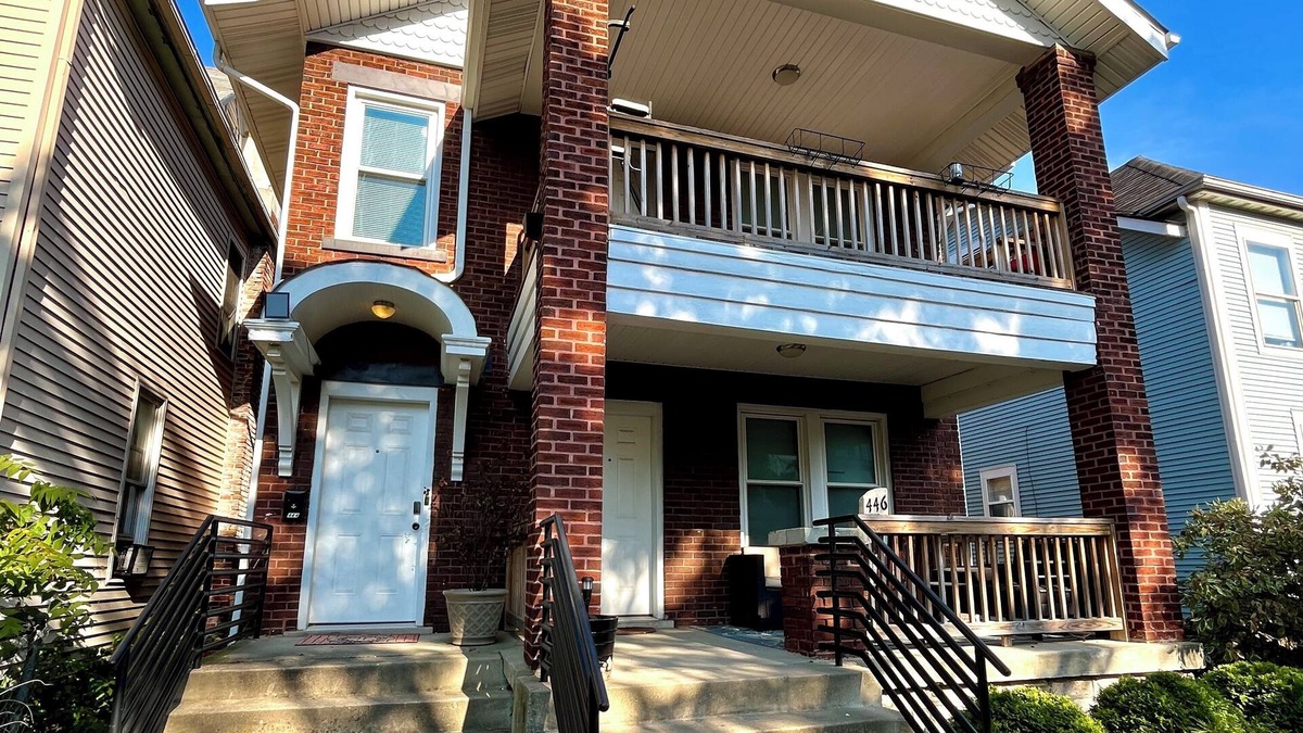 Franklin Park Apartment | MID/LONGTERM Oasis in Columbus Ohio Near Downtown and Nationwide Childrens' Hosp