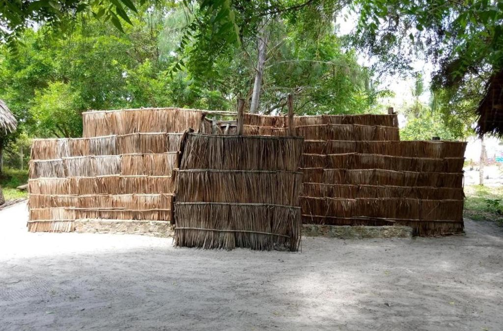 Watamu Bed & Breakfast | Mida Creek Eco Camp - lodge