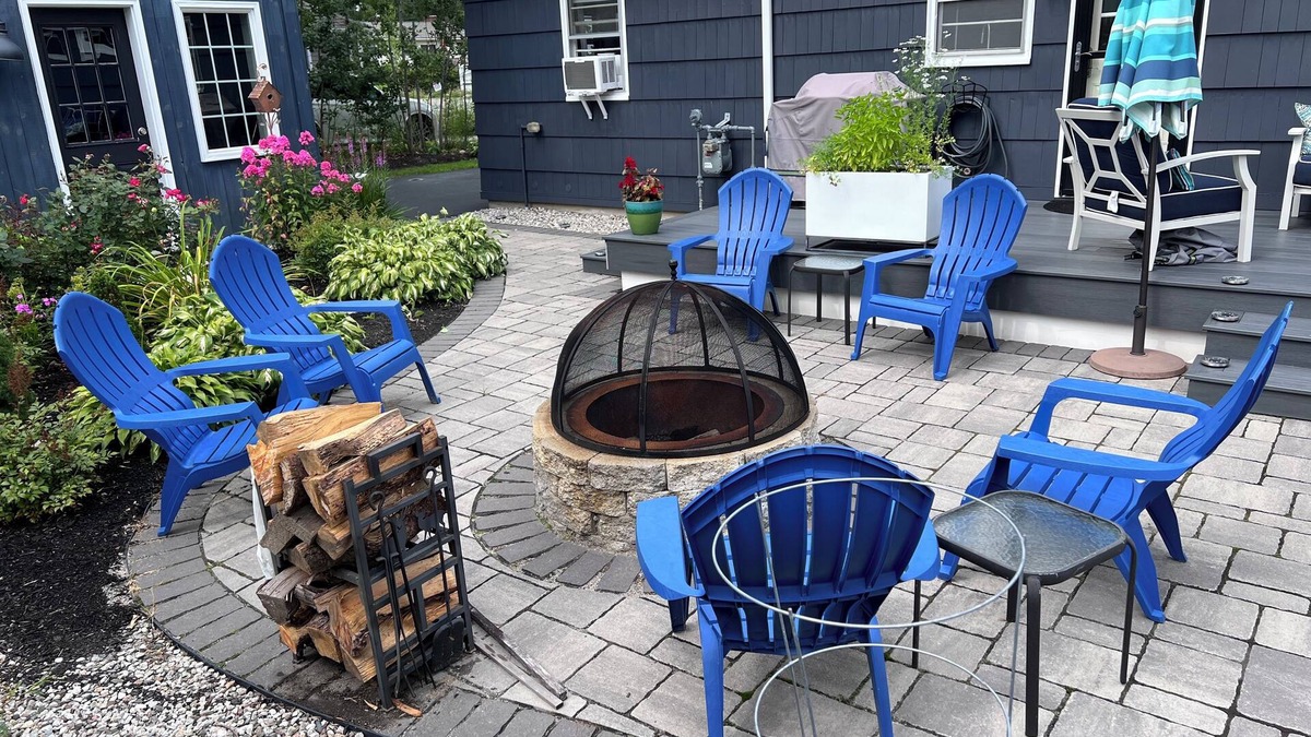Yarmouth Apartment | Midcentury Modern 2 Bedroom Village Oasis