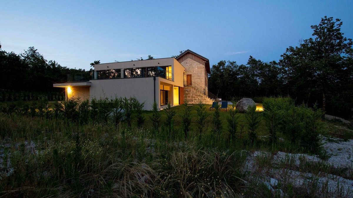 Fafe House | Middle Loft