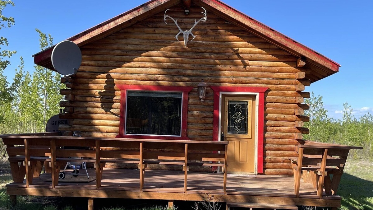 Tok Apartment | Midnight Sun Cabin in Tok, Alaska