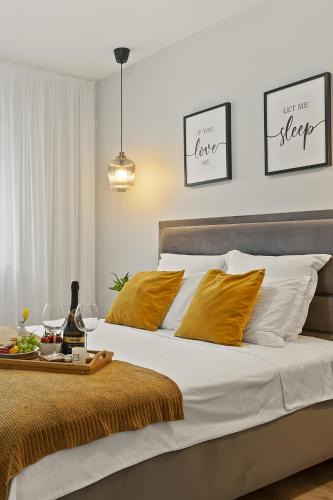 Militari Apartment | Mido Park Apartment with Private Parking & Self Check-in