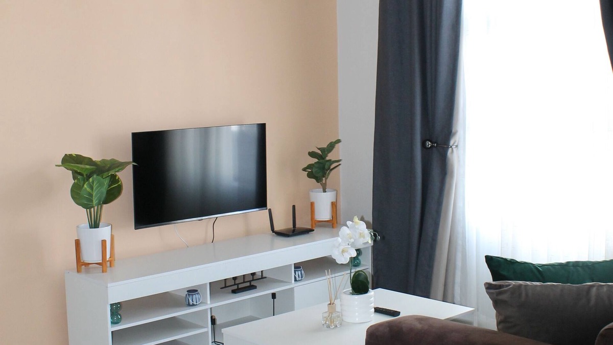 Greater Johannesburg Metropolitan Area Apartment | Midrand near carlswald Lifestyle Shopping Center and San ridge square N1access.