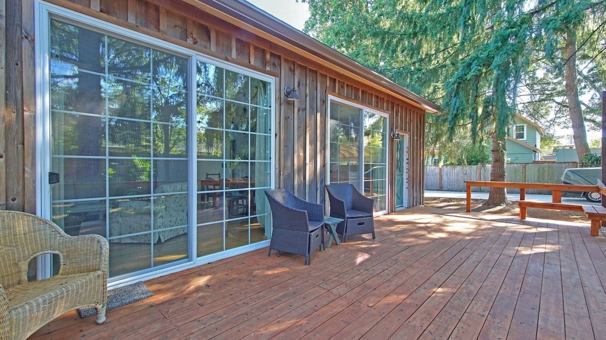 McMinnville House | Midterm Stay | Privacy | Minutes to Downtown Mac