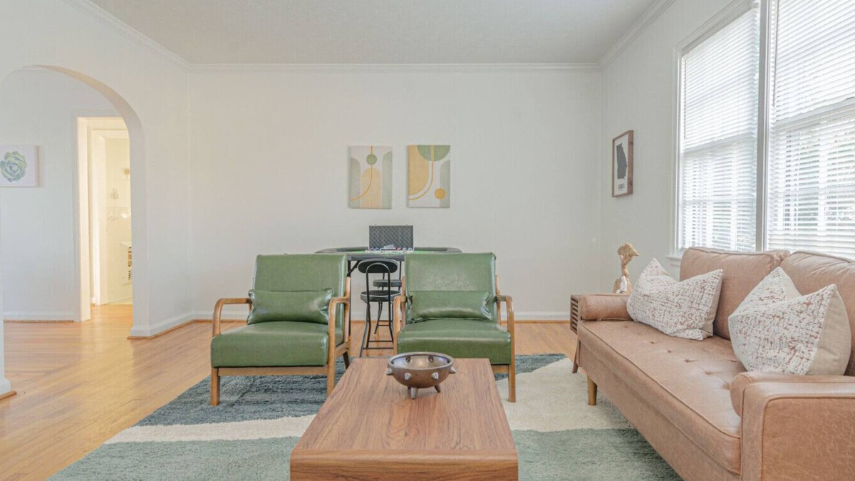 Columbus Apartment | MidTown Flats Suite A1
