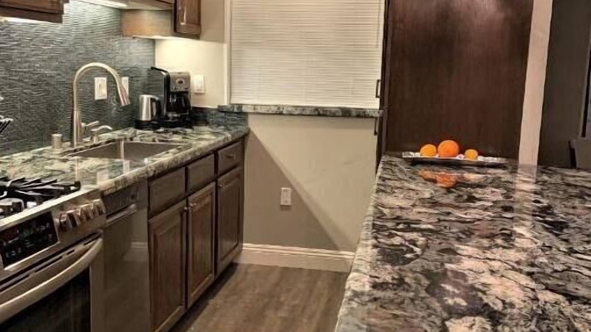 Reno House | Midtown Maison Deux - Your Private Hideaway to Rest, Relax Play