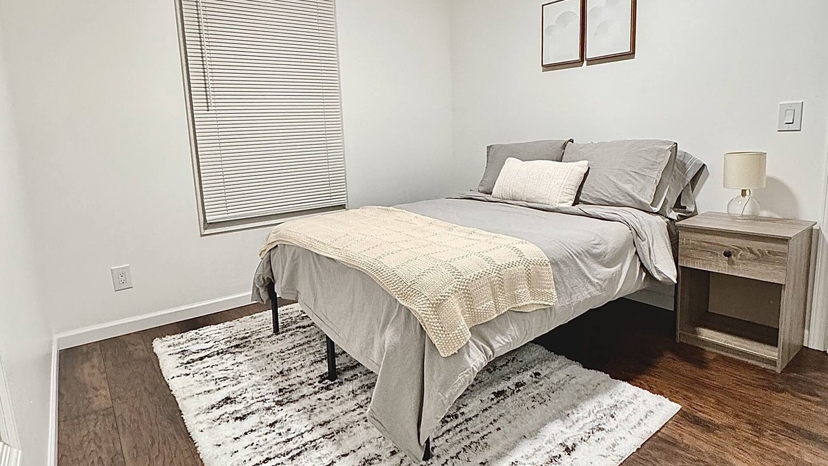 Powderhorn House | Midtown Mini Hideaway: NEW LISTING! nCozy House/Free parking/Fast Wifi