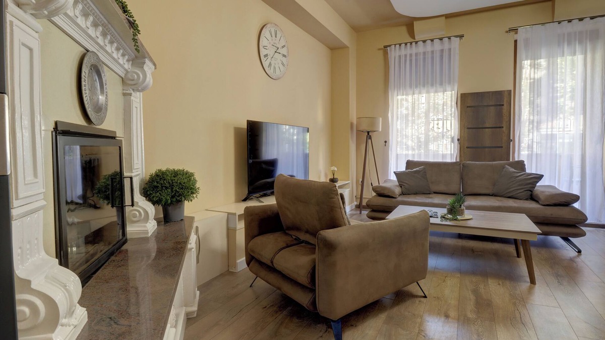 Pristina Apartment | Midtown Prishtina Stays