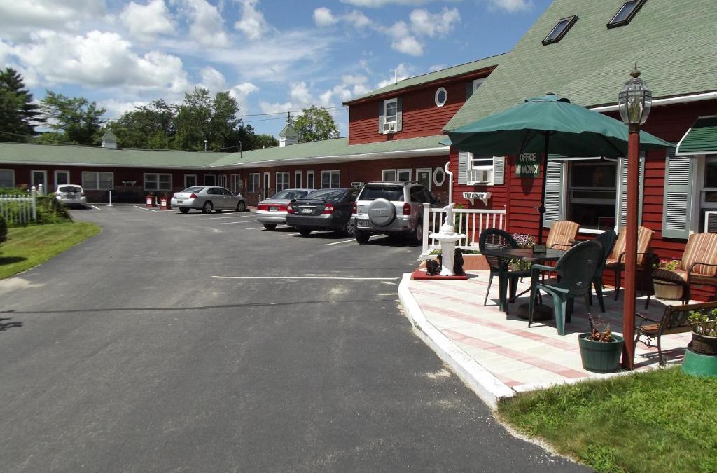 Cornish Hotel | Midway Lodging