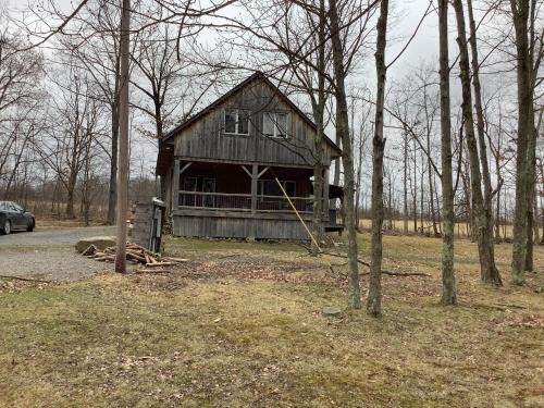Ulster House | Mighty Oak near Sayre Towanda