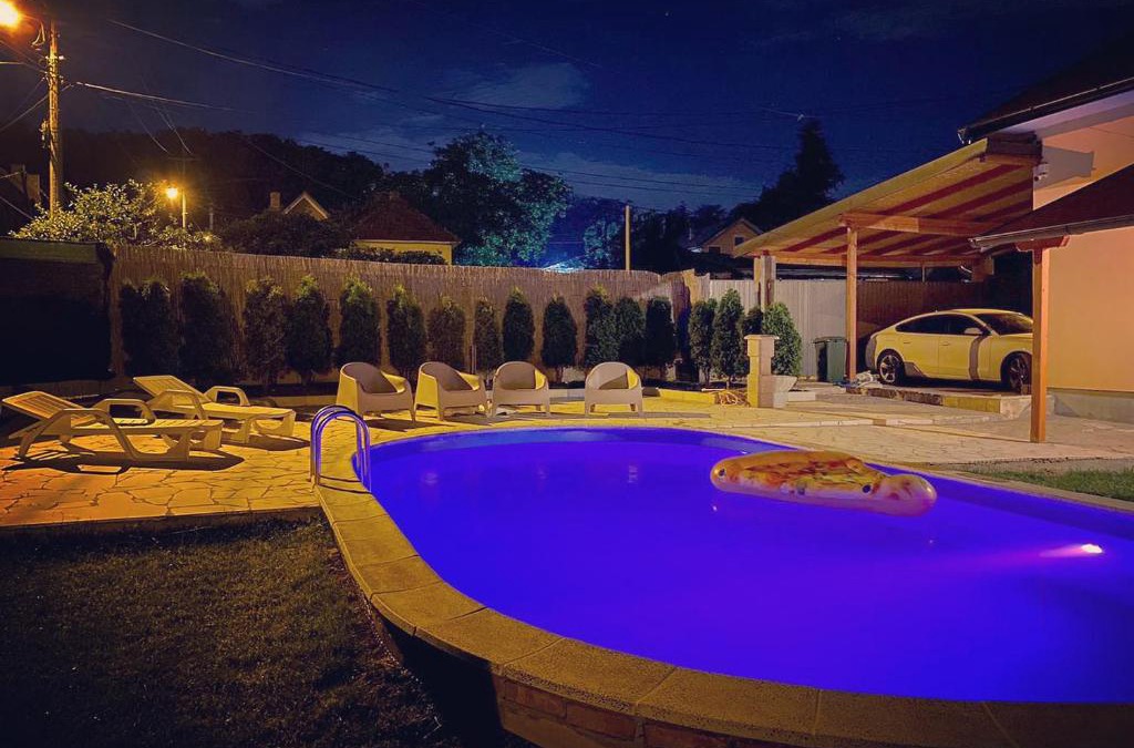 Belgrade House | Mika’s Poolhouse