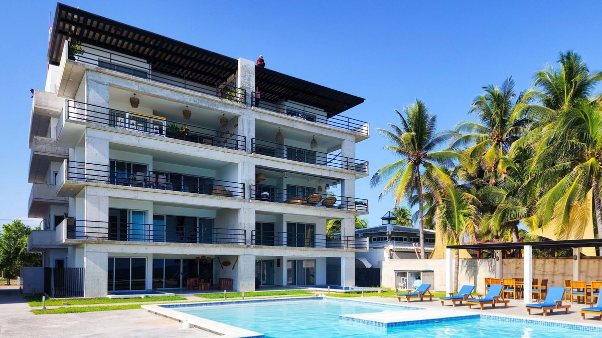 El Porvenir Apartment | Milamar Front Beach Apartment