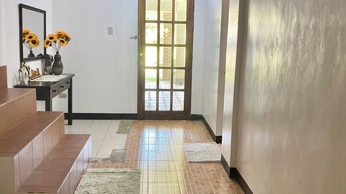 Indang Bed & Breakfast | Milani's Bed & Breakfast (mini resort). 8km from Tagayaty City.