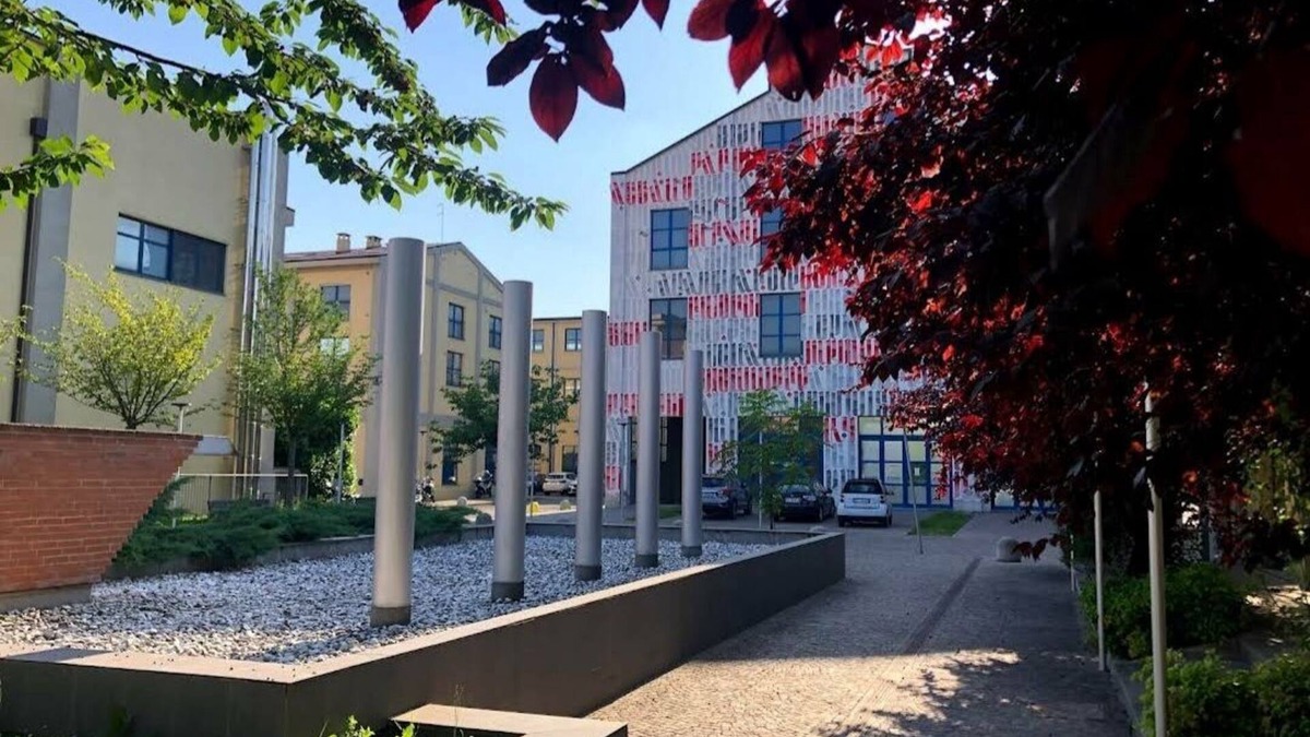 Milan Apartment | Milano nuovo appartamento tranquillo e ben collegato.