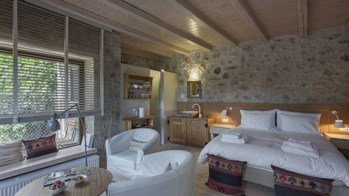 Arachova Apartment | Milia Room. Spacious and autonomous, ideal for a couple.