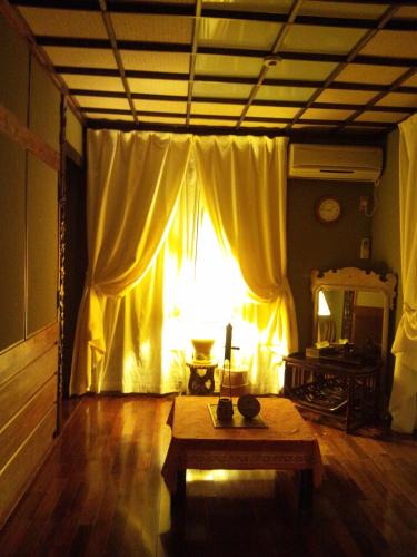 Kadena-cho House | Milk-ya Women-Only Guest House