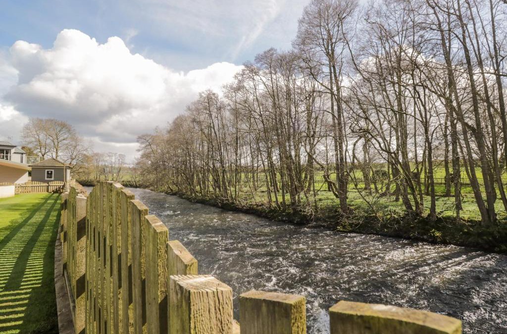 Eamont Bridge House | Mill End