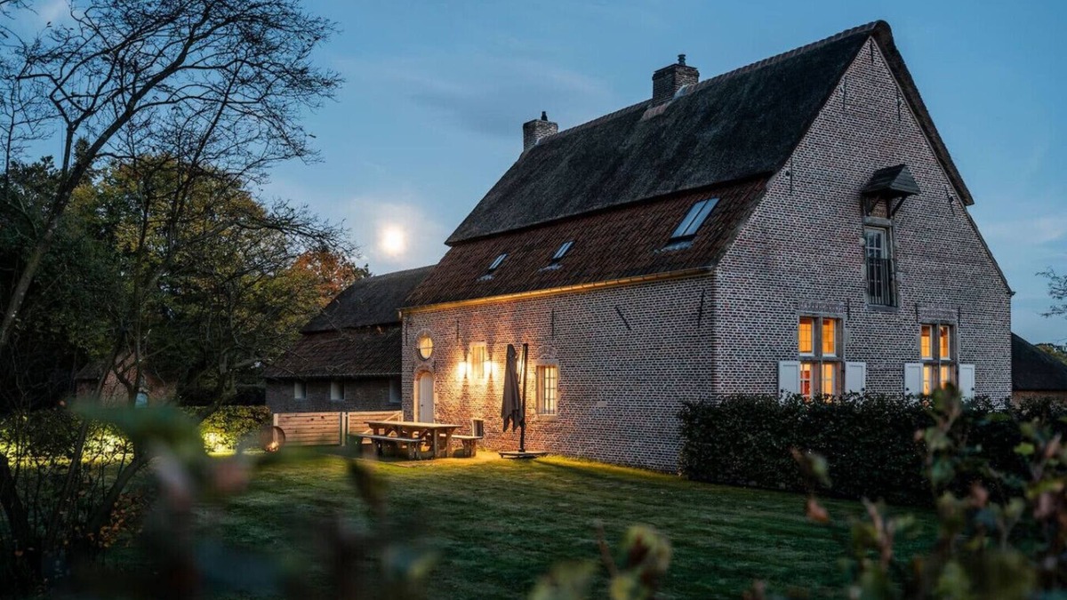 Tongerlo House | Mill house: special vacation home on heritage estate in greenery
