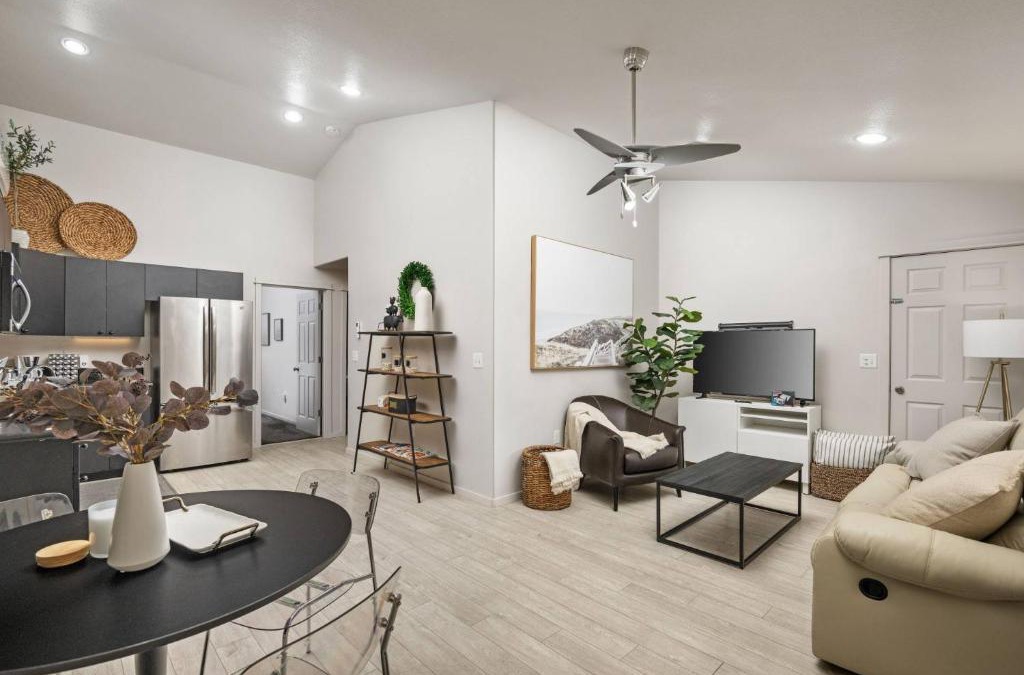 Mill Plain House | Mill Plain Retreat