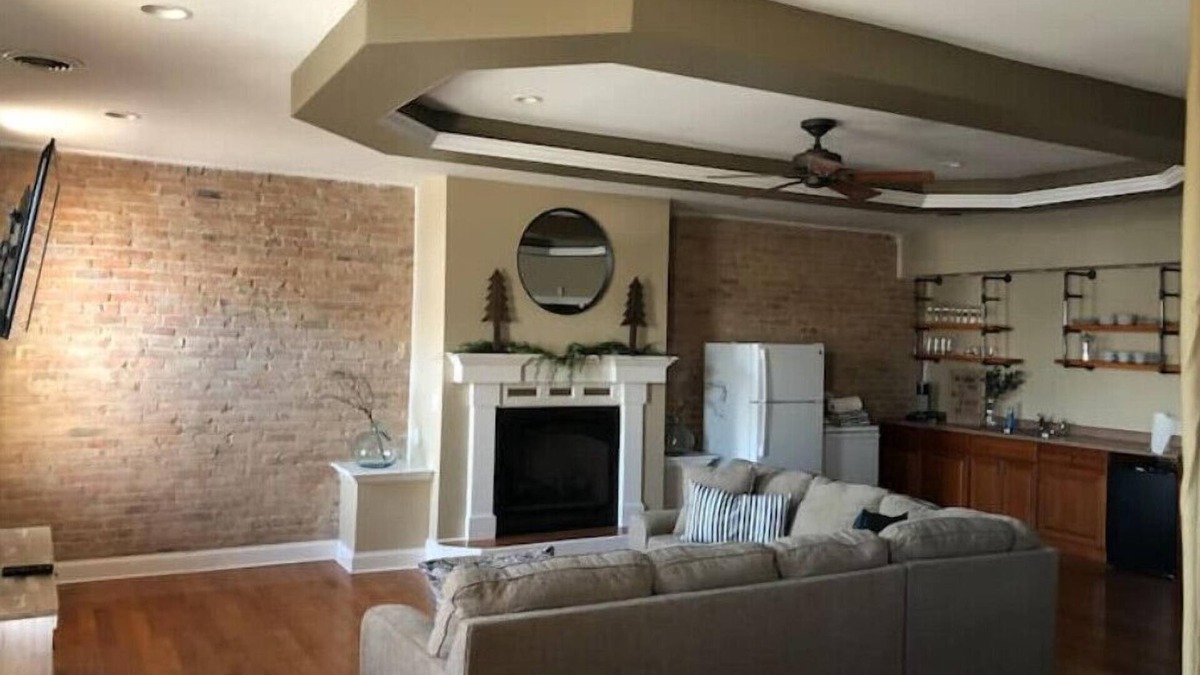 Utica Apartment | Mill Street Suite