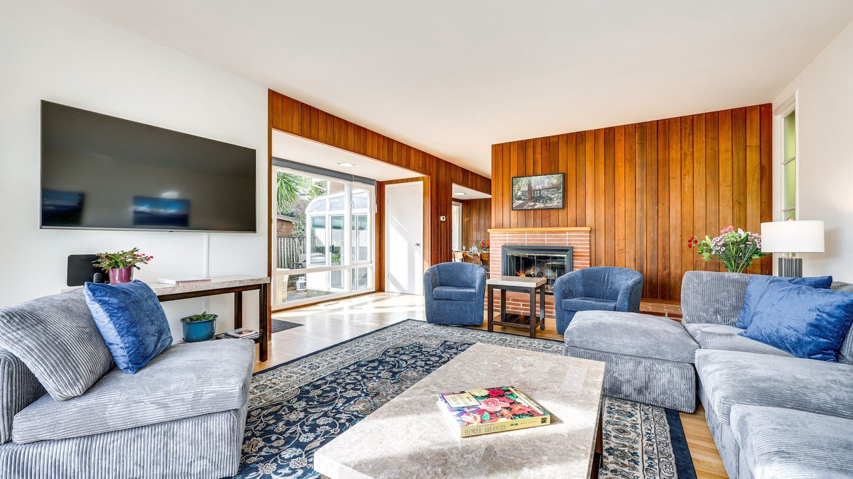 Almonte House | Mill Valley Home: 5 Mi to Golden Gate Bridge!
