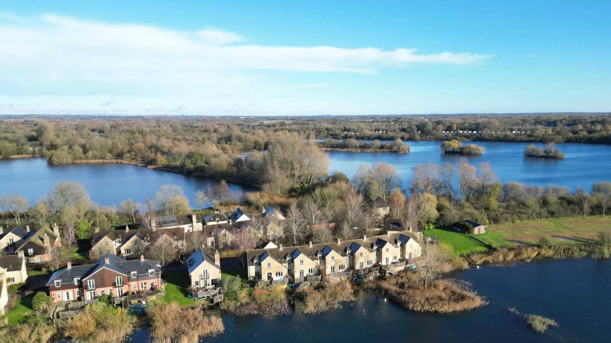 Cirencester House | Mill Village 66, Damsel Cottage (P)