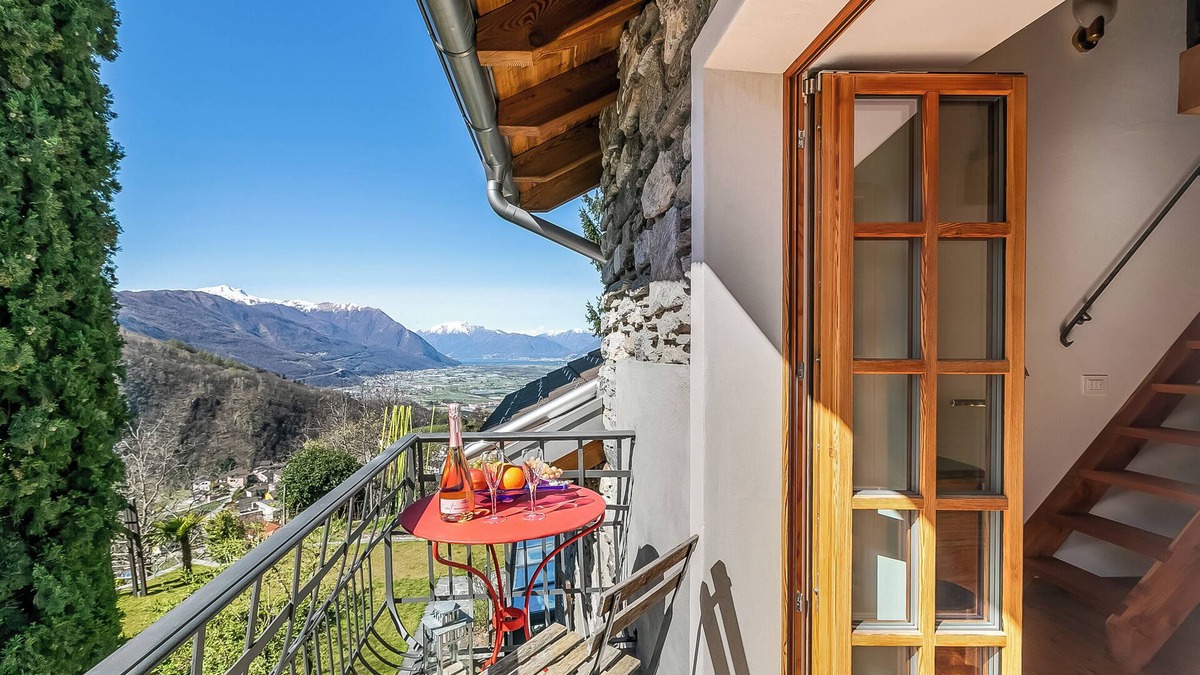 Pianezzo Apartment | Mille Colline la Casa 1 duplex, Pianezzo, Switzerland