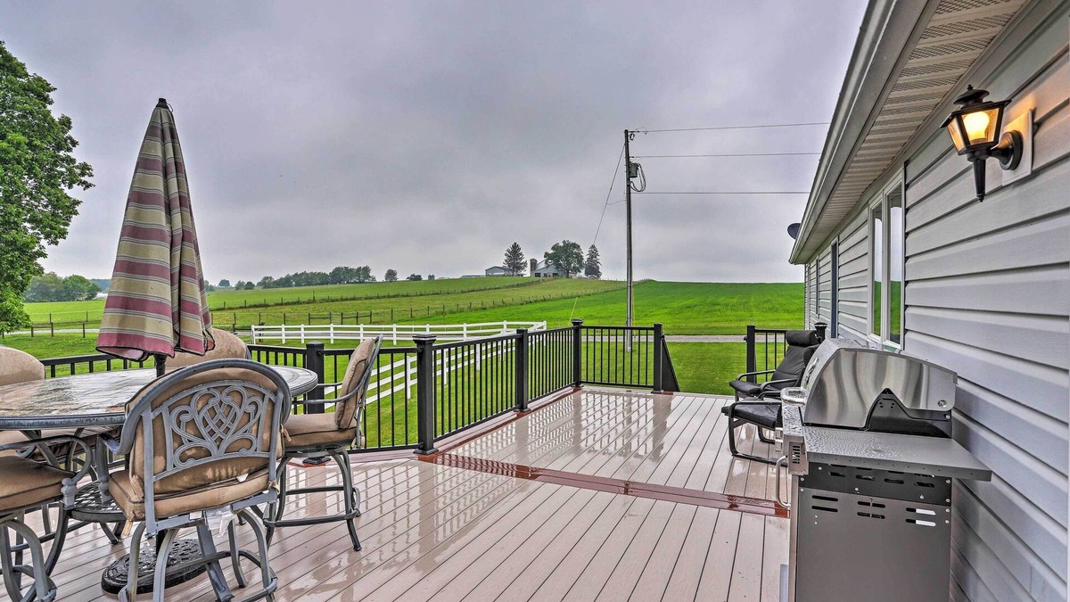 Millersburg House | Millersburg Home w/Covered Porch & Fire Pit!