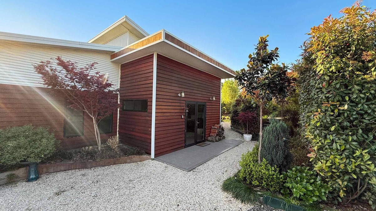 Millfield Cottage | Millfield Garden Cottage - A unique getaway experience