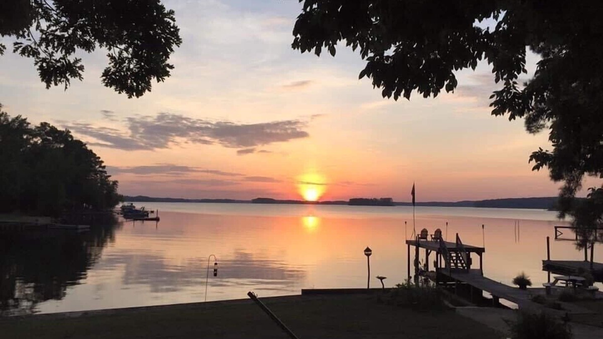 Leesville House | Million Dollar Sunrise View