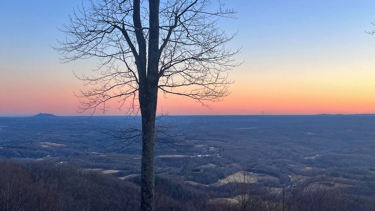 Fancy Gap House | Million-Dollar View Off Blue Ridge Parkway