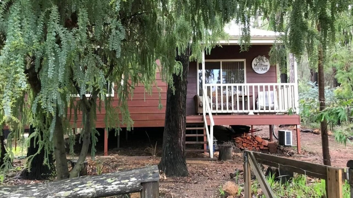 Dwellingup House | Milltree Cottage Getaway