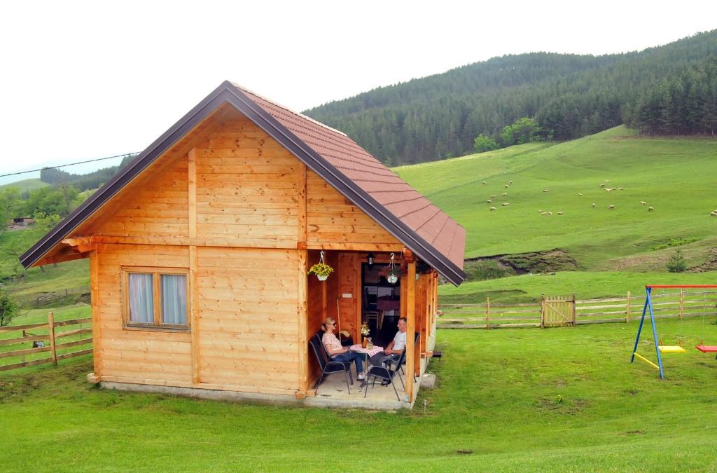 Central Serbia Ski Chalet | Milošev vajat - Miloš's cottage