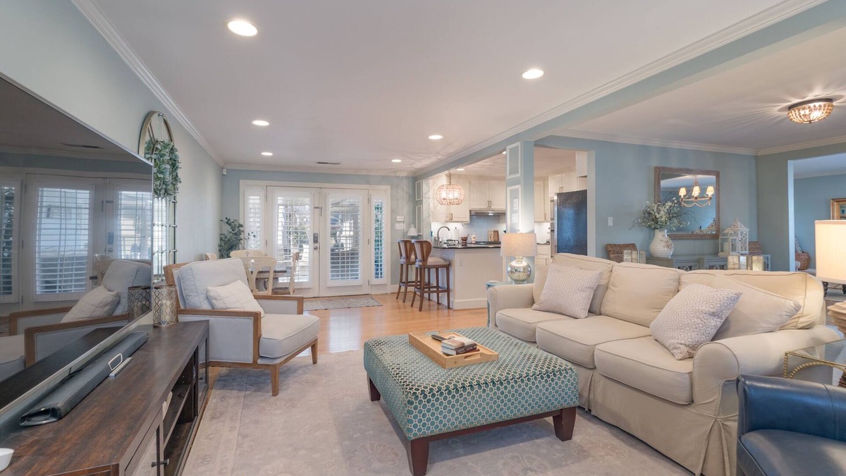 Rock Hill House | Milton House Cozy and Elegant 3/2