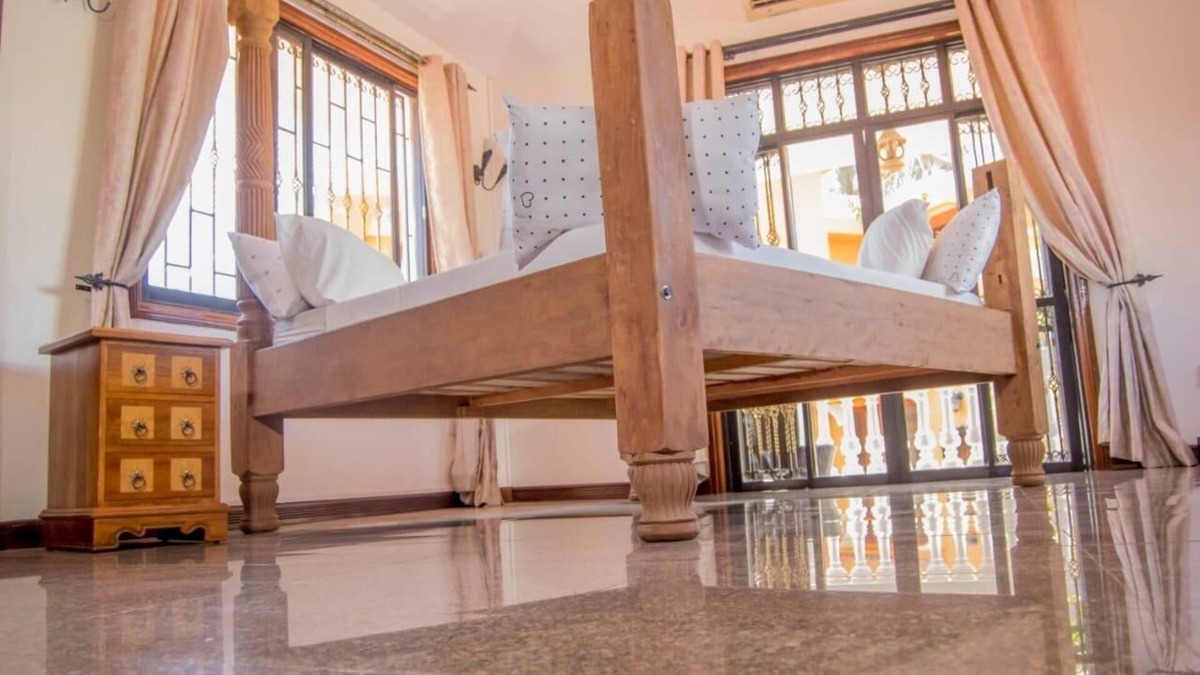 Mombasa Apartment | Mina Shuffaa (3 Bedroom)