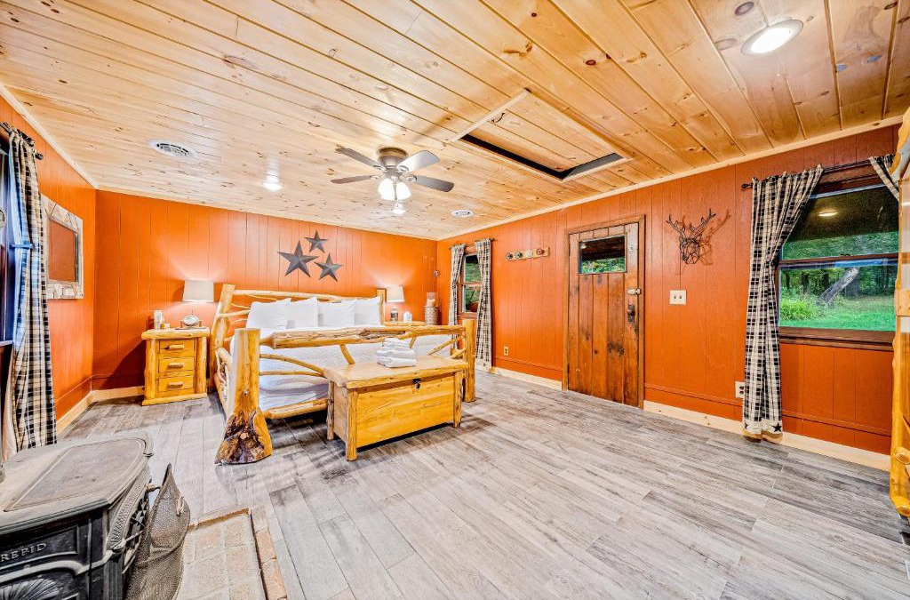Olmstedville House | Minerva's Log Cabin Gem