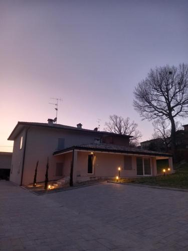 Viano Apartment | Minghetta bed and room