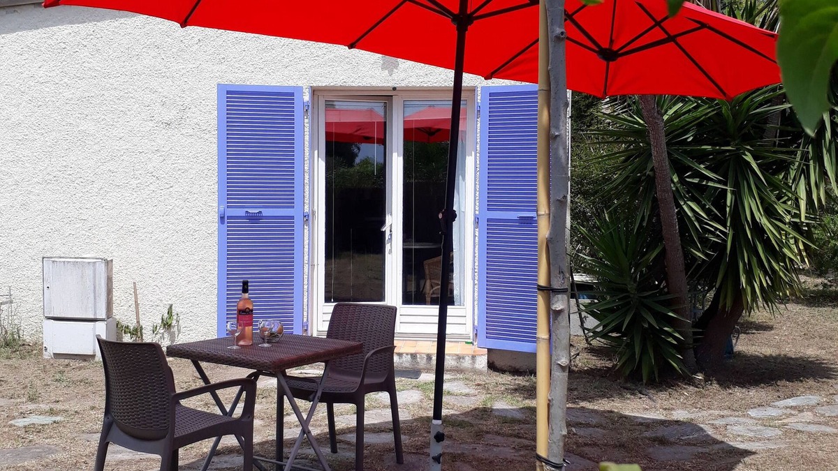 Canale-di-Verde Apartment | mini detached house in a green garden villa independent quiet location